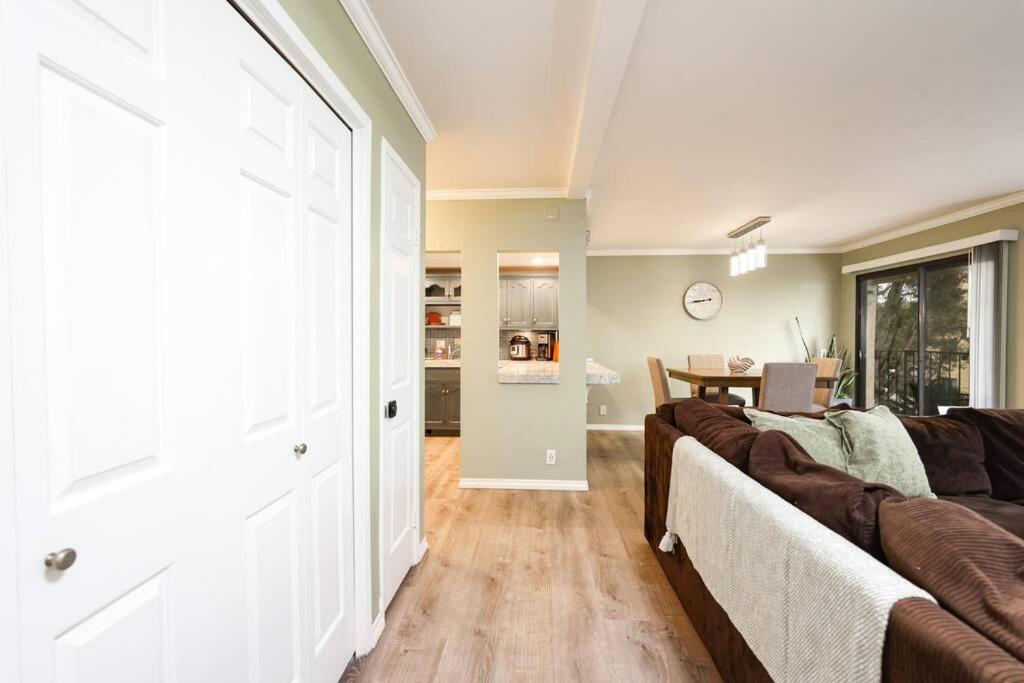 Chic Condo Steps From Petco Park San Diego Exterior photo