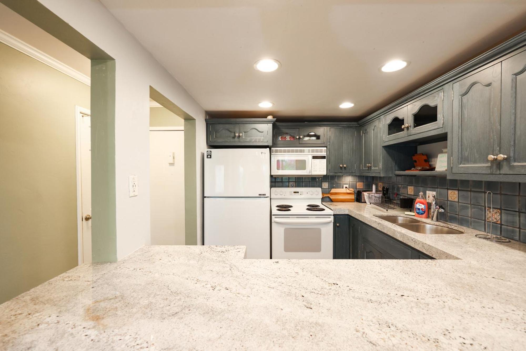 Chic Condo Steps From Petco Park San Diego Exterior photo